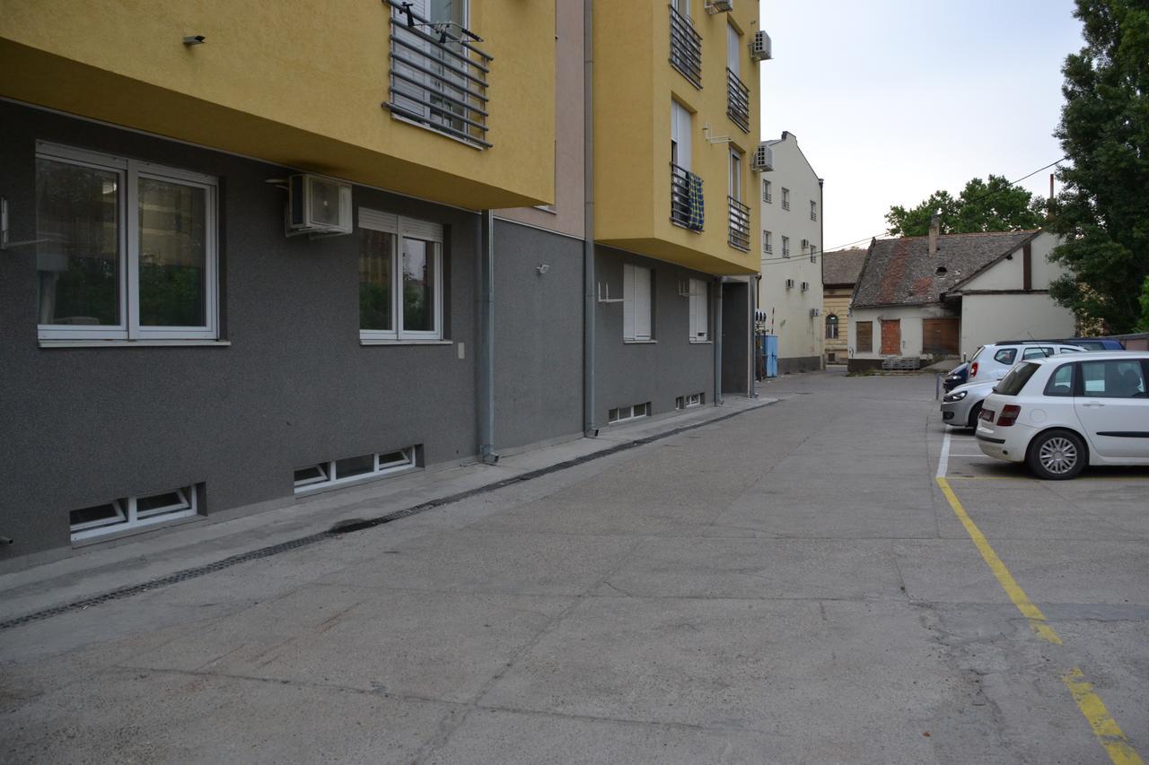 Studio Lia Apartamento Novi Sad Exterior foto